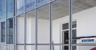 Замена остекления Черкесск цена от 5113 руб.